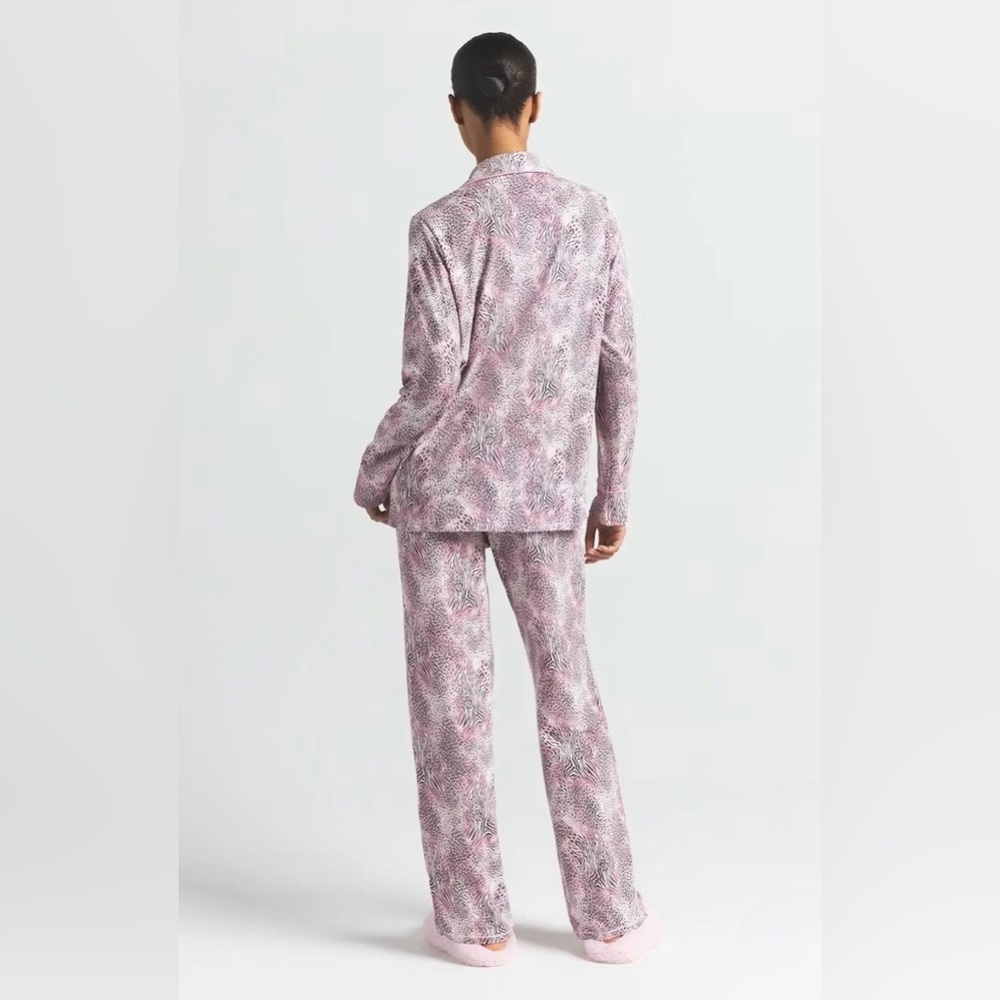 SKIMS Pajamas Sleep Set Size Medium Long Sleeve Bloom Mini Multi Animal Print - Picture 3 of 10